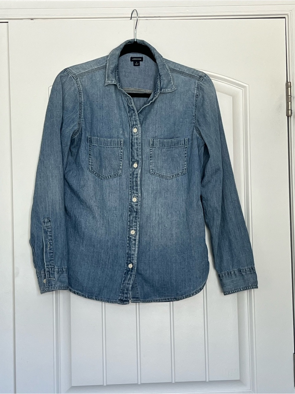 J. Crew Jeans Everyday Chambray Button Down Shirt Size‎ 2